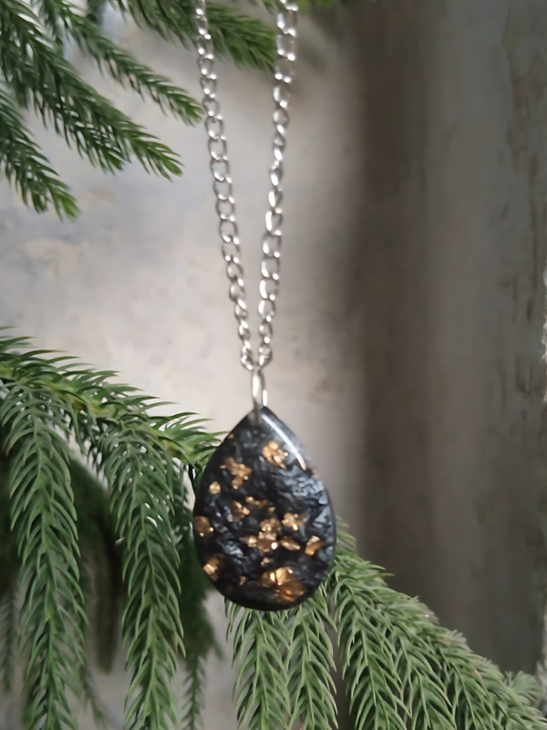 Gold Flakes Black Resin Necklace