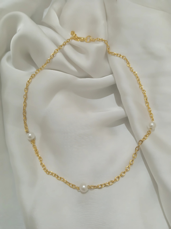 Pearls and Golden Chain Necklace
